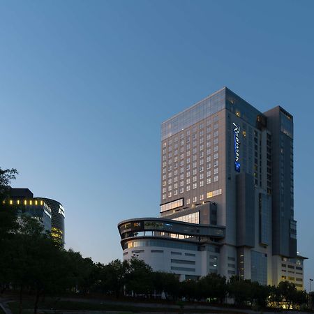 Radisson Blu Hotel Sandton, Johannesburg Eksteriør billede